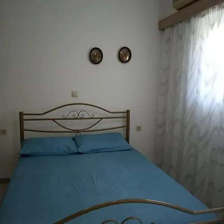 Ero Makri * Agia Efimia